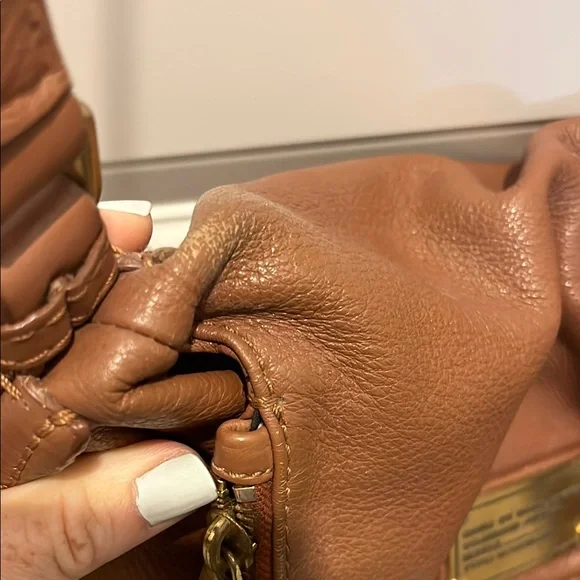 Marc Jacobs Cognac Leather Shoulder Bag - Picture 9 of 15